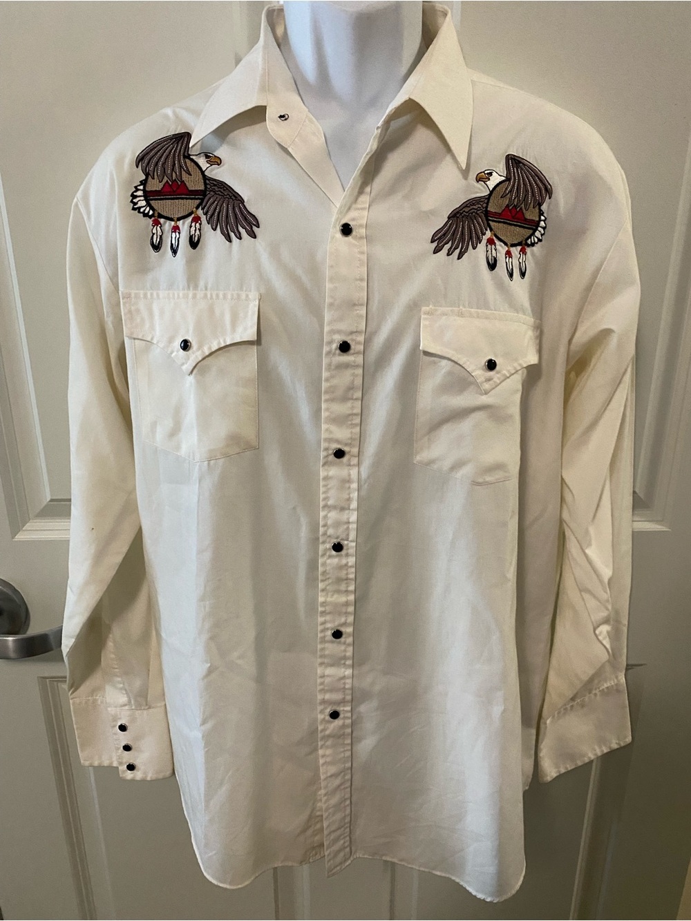 Vintage White Plains Western Wear Embroidered Eagle Pearl Snap Shirt